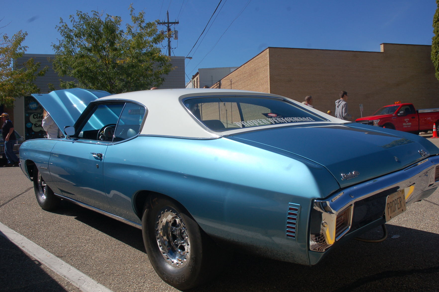Delavan Scarecrow Festival car show - 4